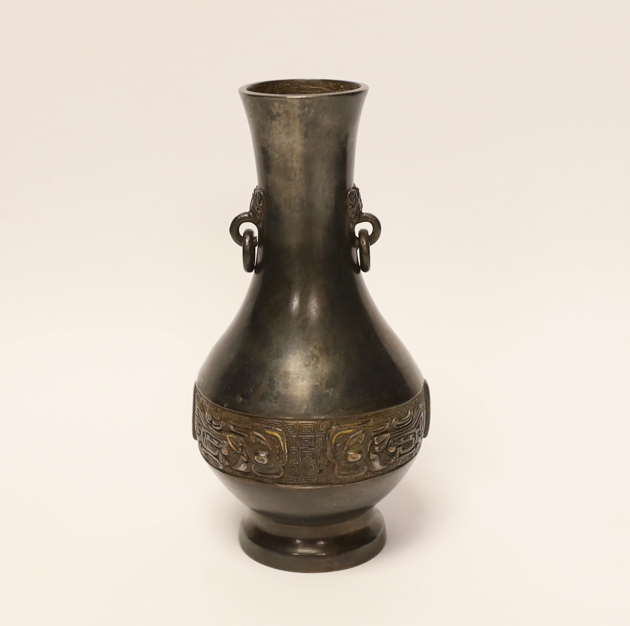 A Chinese bronze vase, 17th / 18th century, 16.5cm